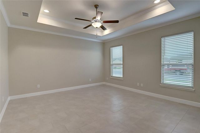 2202 Crystal Bay Dr, Corpus Christi, TX 78414