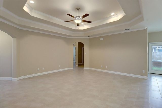 2202 Crystal Bay Dr, Corpus Christi, TX 78414