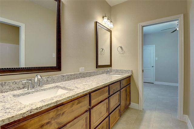 2202 Crystal Bay Dr, Corpus Christi, TX 78414