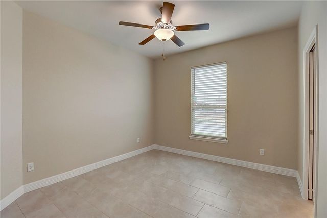 2202 Crystal Bay Dr, Corpus Christi, TX 78414