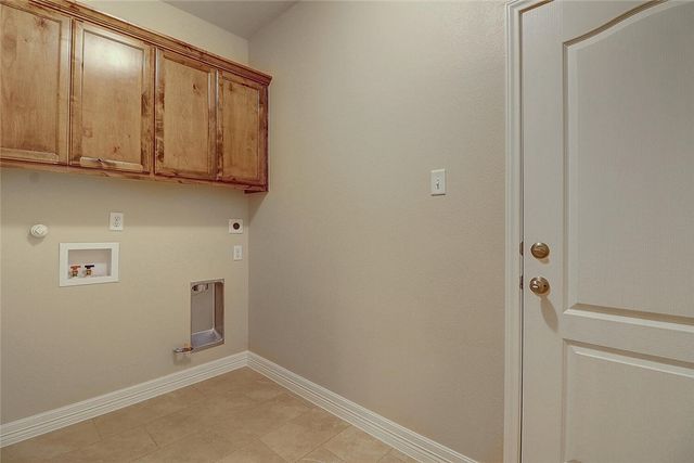 2202 Crystal Bay Dr, Corpus Christi, TX 78414