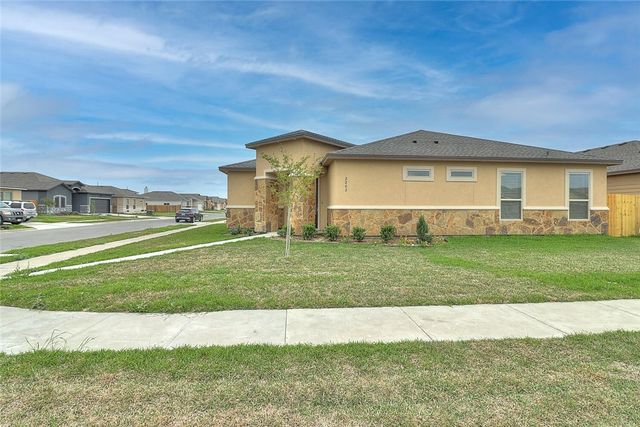 2202 Crystal Bay Dr, Corpus Christi, TX 78414