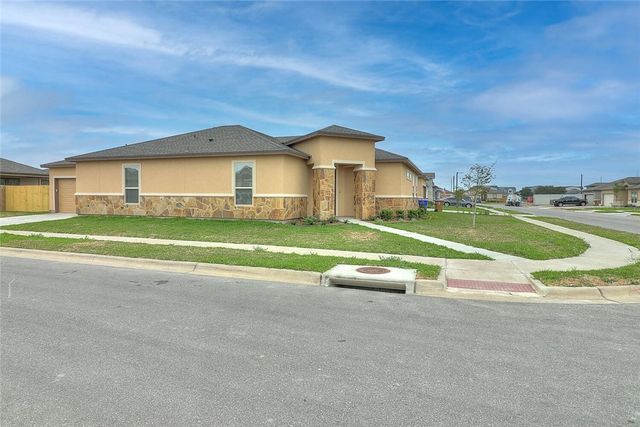 2202 Crystal Bay Dr, Corpus Christi, TX 78414