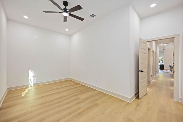 4214 Clover Street, Houston, TX 77051