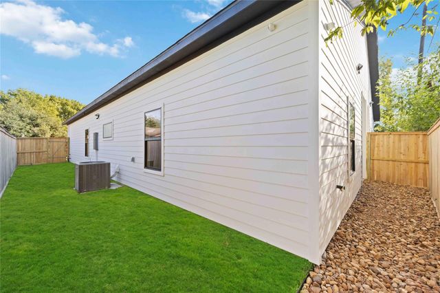 4214 Clover Street, Houston, TX 77051