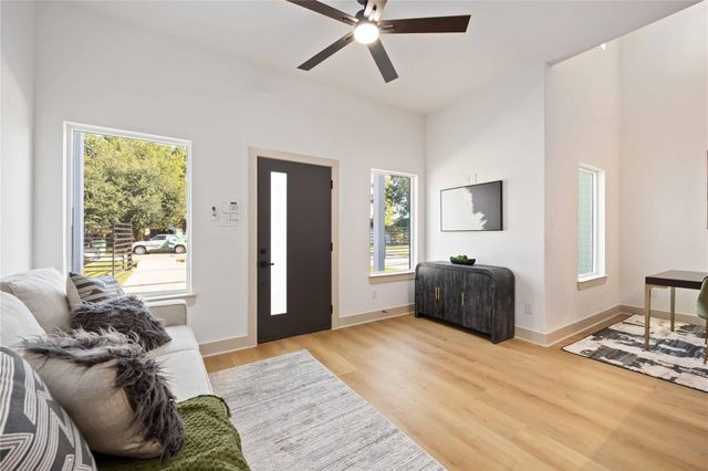 4214 Clover Street, Houston, TX 77051