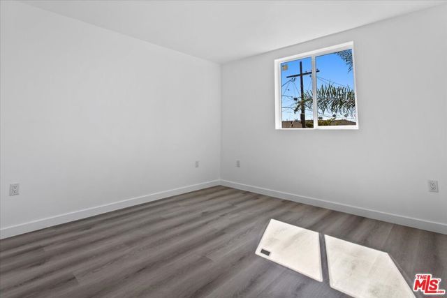 850 W Gage Avenue, Los Angeles, CA 90044