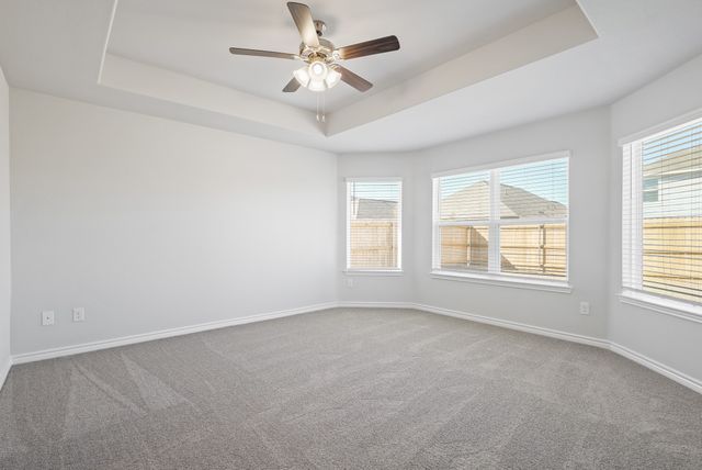 836 Jetliner Avenue, Fort Worth, TX 76131