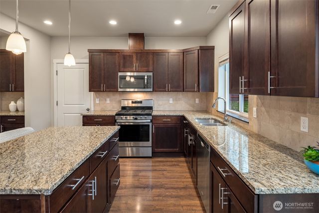 17910 8th Place W, Lynnwood, WA 98037