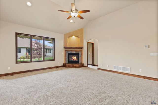 4659 Cambria Cir, Rapid City, SD 57701