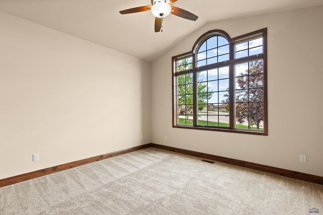 4659 Cambria Cir, Rapid City, SD 57701