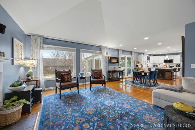 2836 Fairhauser Court, Naperville, IL 60564