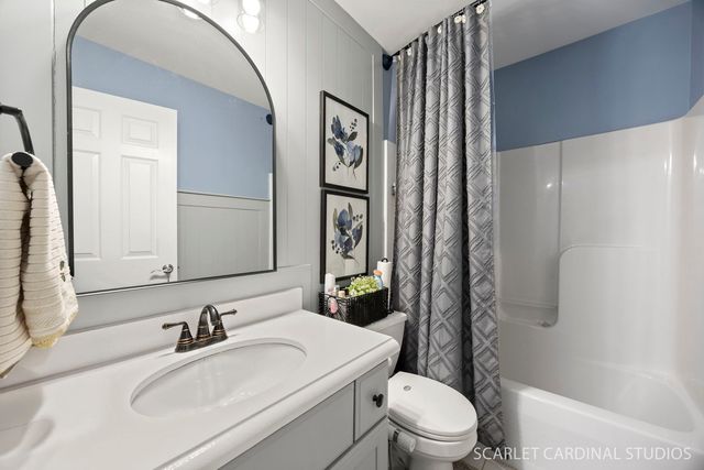 2836 Fairhauser Court, Naperville, IL 60564