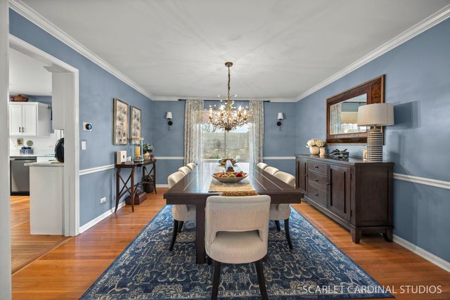 2836 Fairhauser Court, Naperville, IL 60564