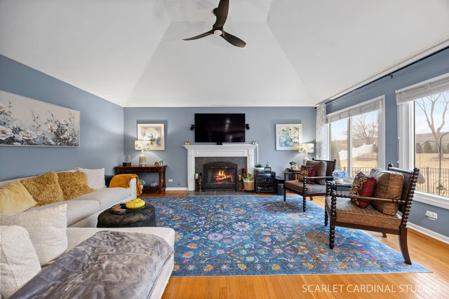 2836 Fairhauser Court, Naperville, IL 60564