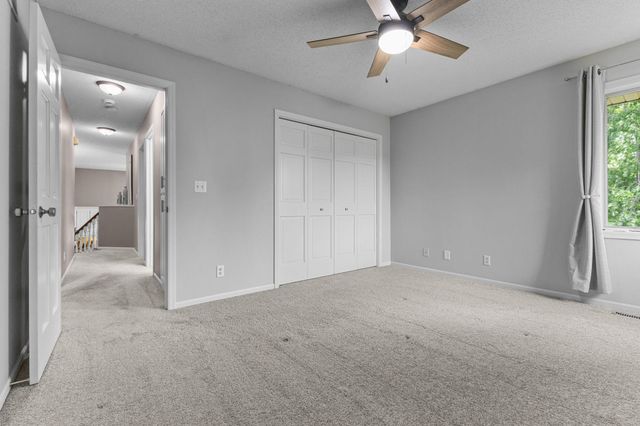 9451 White Oaks Trail N, Champlin, MN 55316