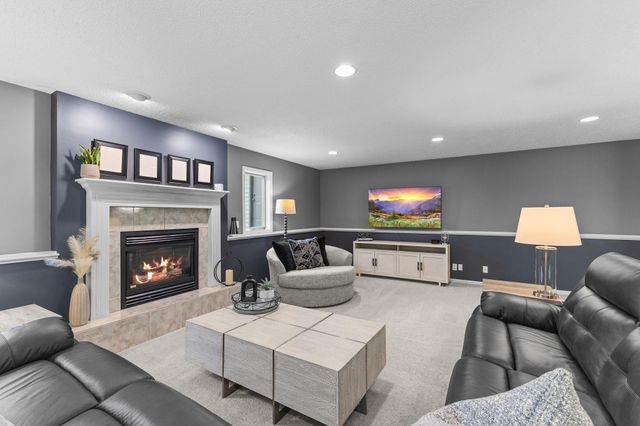 9451 White Oaks Trail N, Champlin, MN 55316