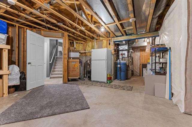 9451 White Oaks Trail N, Champlin, MN 55316