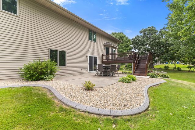 9451 White Oaks Trail N, Champlin, MN 55316