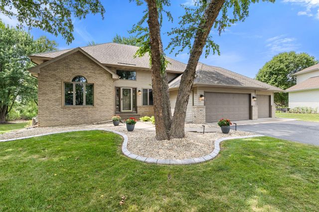 9451 White Oaks Trail N, Champlin, MN 55316