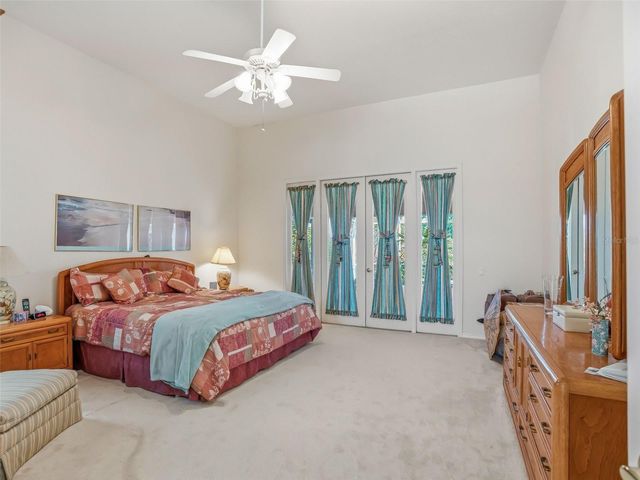 5321 GREENS DRIVE, Lady Lake, FL 32159