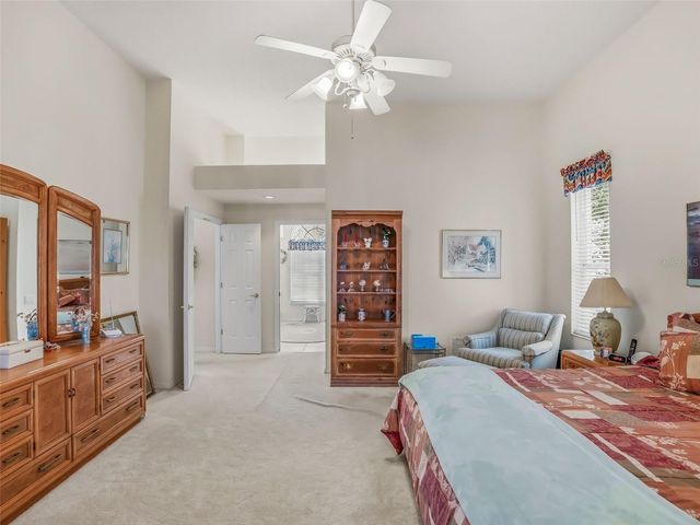 5321 GREENS DRIVE, Lady Lake, FL 32159