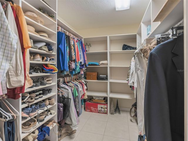 5321 GREENS DRIVE, Lady Lake, FL 32159