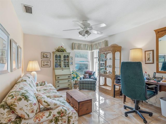 5321 GREENS DRIVE, Lady Lake, FL 32159