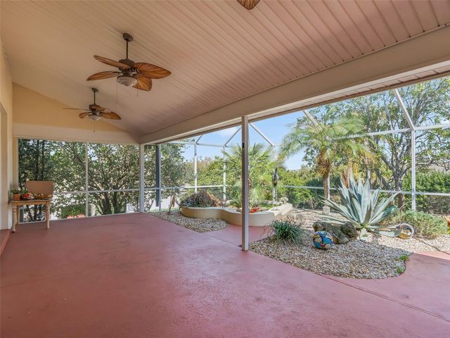 5321 GREENS DRIVE, Lady Lake, FL 32159