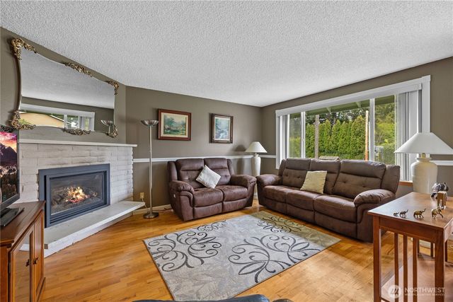 6222 185th Street SW, Lynnwood, WA 98037