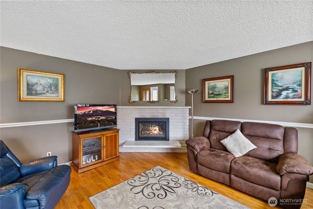 6222 185th Street SW, Lynnwood, WA 98037