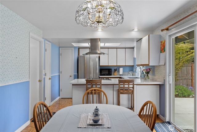 6222 185th Street SW, Lynnwood, WA 98037