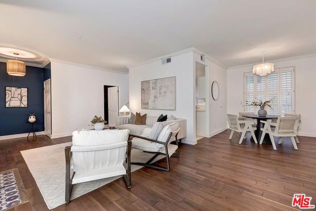 9815 Regent Street 2, Los Angeles, CA 90034