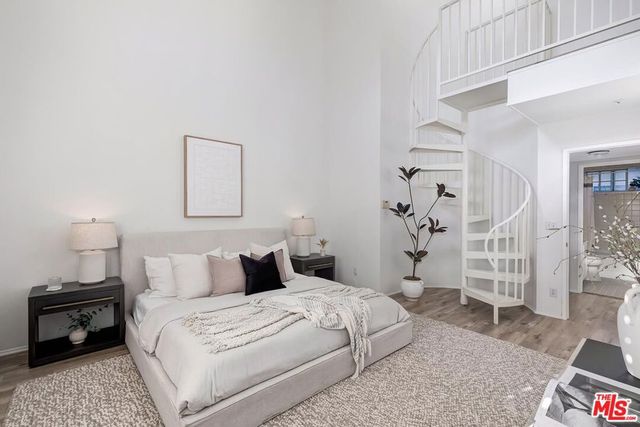 9815 Regent Street 2, Los Angeles, CA 90034