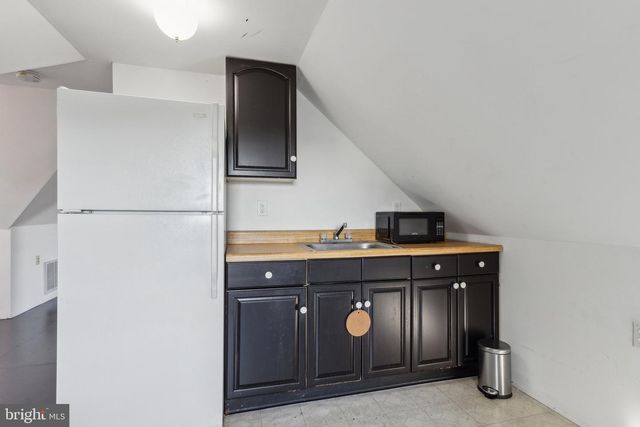 7208 BOWDOIN AVE, College Park, MD 20740