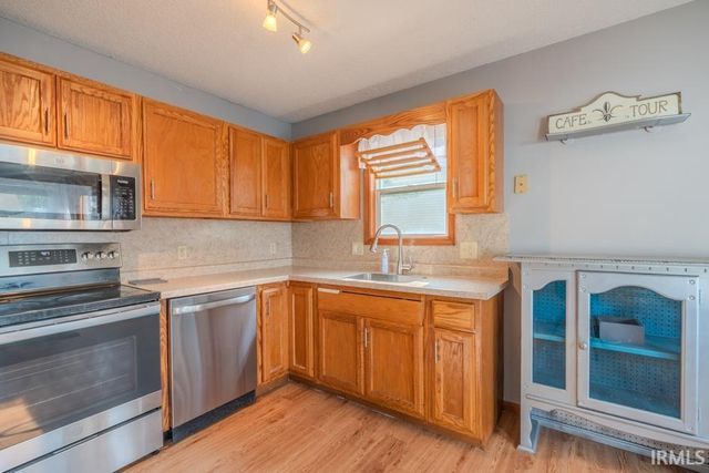 516 Brairfield Drive, Fort Wayne, IN 46825