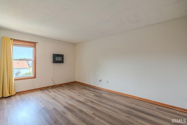516 Brairfield Drive, Fort Wayne, IN 46825