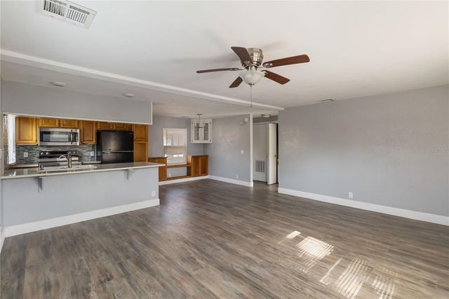 312 ERON WAY 4, Winter Garden, FL 34787