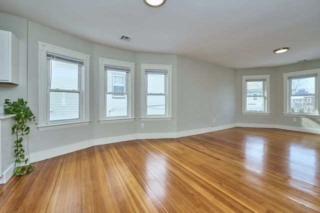 22 Burget Ave 2, Medford, MA 02155