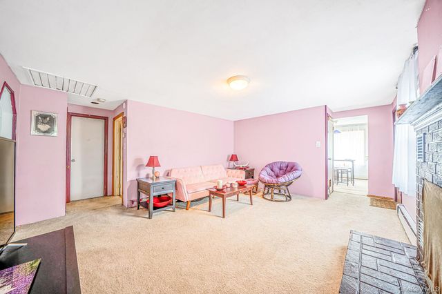 21 Cherokee Drive, Bay Shore, NY 11706