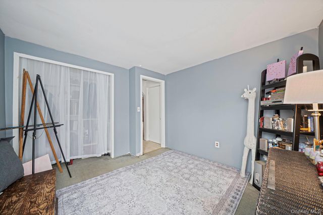 21 Cherokee Drive, Bay Shore, NY 11706