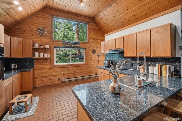 200 Desparado Road, Bailey, CO 80421