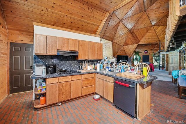 200 Desparado Road, Bailey, CO 80421