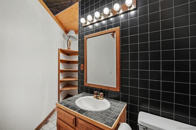 200 Desparado Road, Bailey, CO 80421