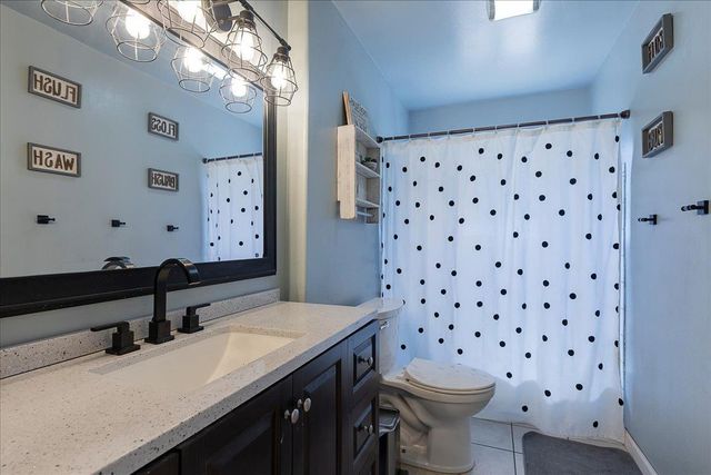5312 Diablo Dr, Sacramento, CA 95842