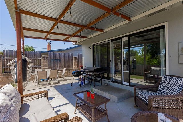 5312 Diablo Dr, Sacramento, CA 95842