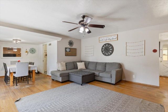 5312 Diablo Dr, Sacramento, CA 95842