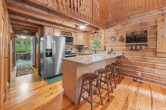 10388 Wagon Trail, Birdseye, IN 47513
