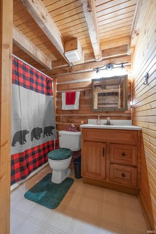 10388 Wagon Trail, Birdseye, IN 47513