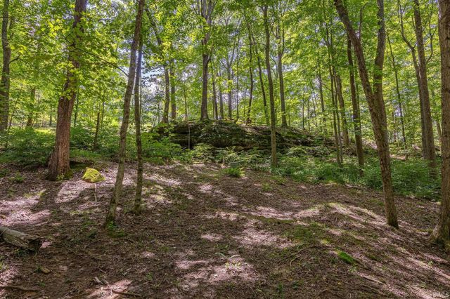 10388 Wagon Trail, Birdseye, IN 47513